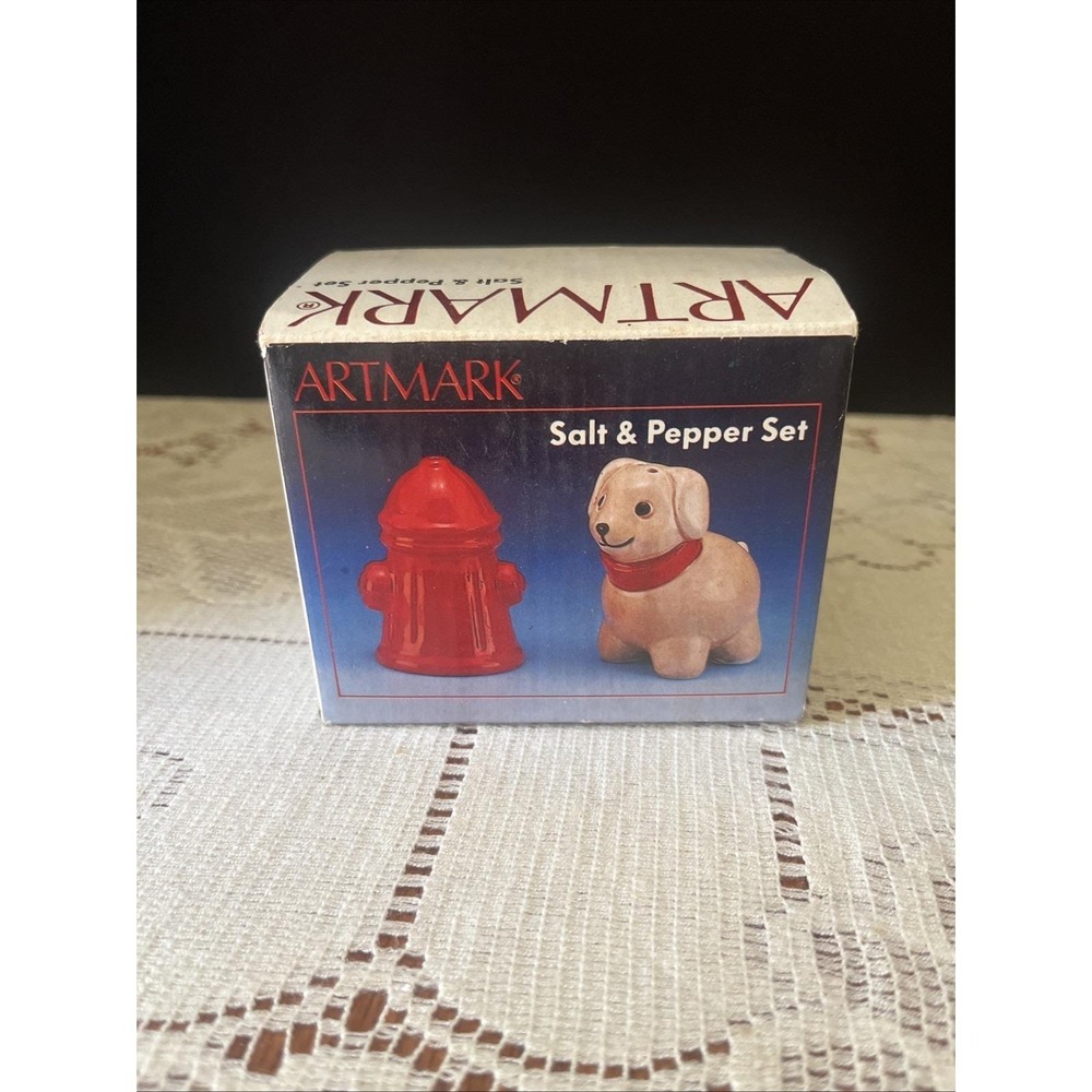 Vintage 90's Artmark‎ Dog And Fire Hydrant Salt And Pepper Shaker NIB